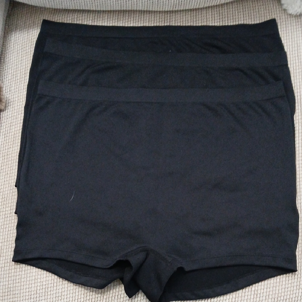 32 Degrees Women's Black Panties NWOT 3pk